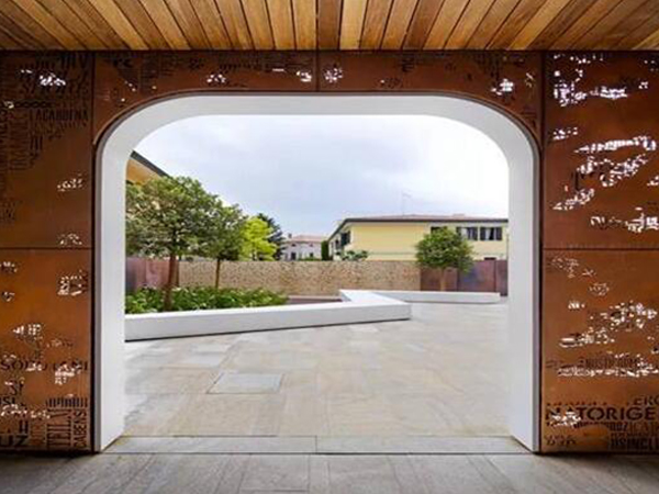 為什么選擇耐候鋼板耐候板鏤空造型制作? 為什么選擇耐候鋼板耐候板鏤空造型制作?